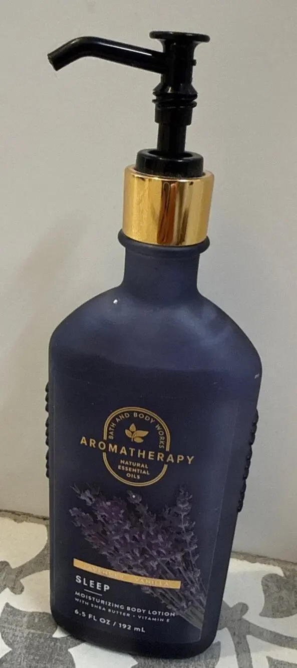 Bath & Body Works Aromatherapy Sleep Lavender Vanilla Lotion Discontinued 80%